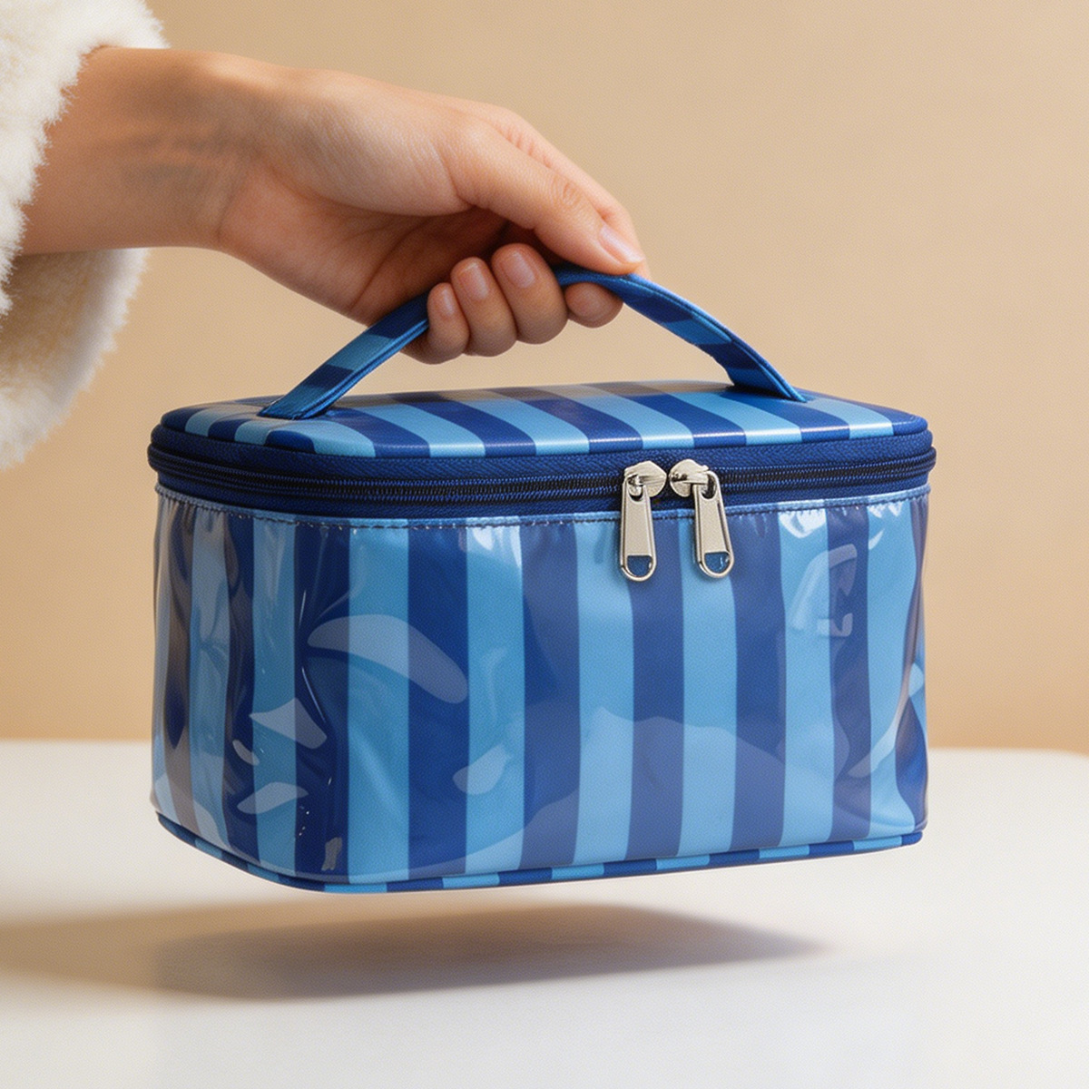 PVC-Streifen-Kosmetiktasche mi – Skincare D'Alba Bewertung und Preis
